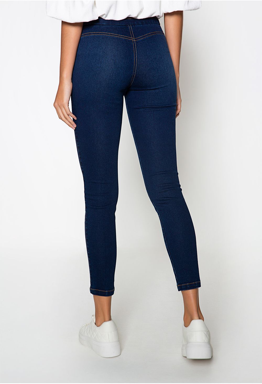 Jeans ultraslim sin bolsillos tiro alto ELA