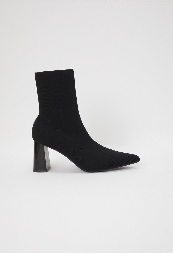 BOTIN-NEGRO-E084852-1